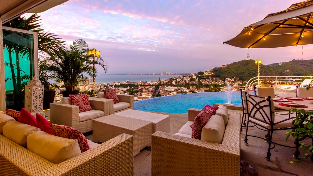 Visit Vallarta Villa Rentals for luxury vacation villas in Puerto Vallarta